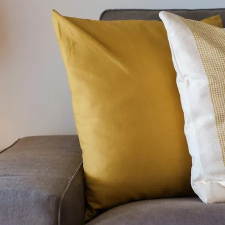 Chic & Cozy Vibrant Flat La Canea