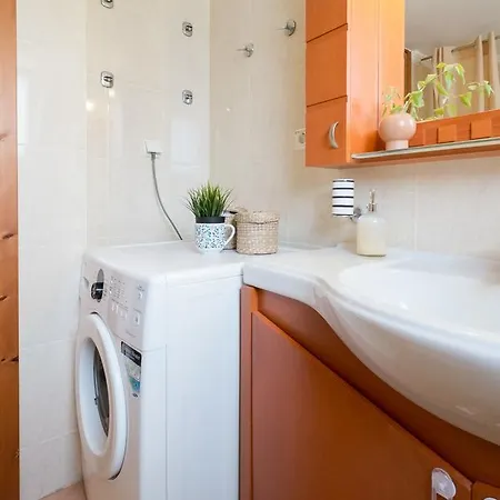 Chic & Cozy Vibrant Flat Daire Hanya